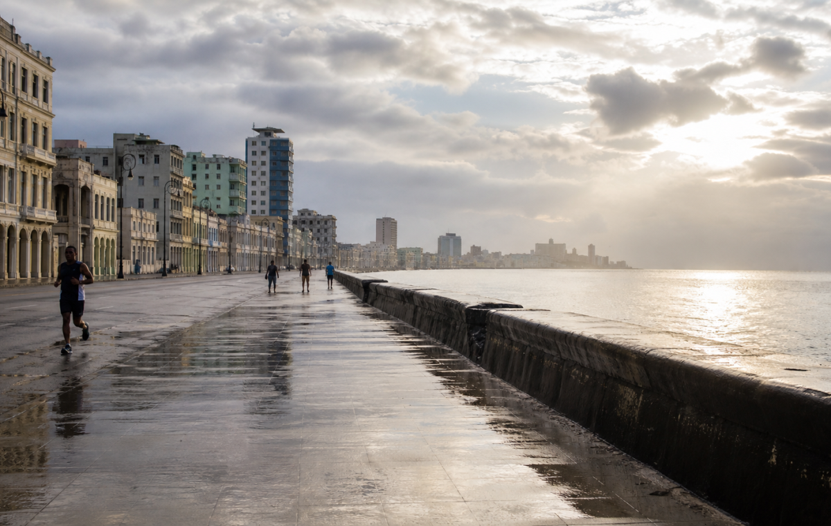 Le Malecón de La Havane après une averse tropicale